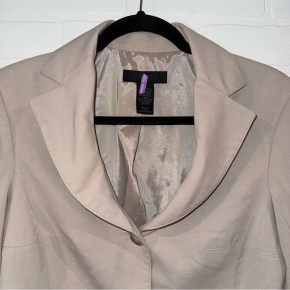 The Limited Stretch Tan Button-Up Blazer - Picture 2 of 9